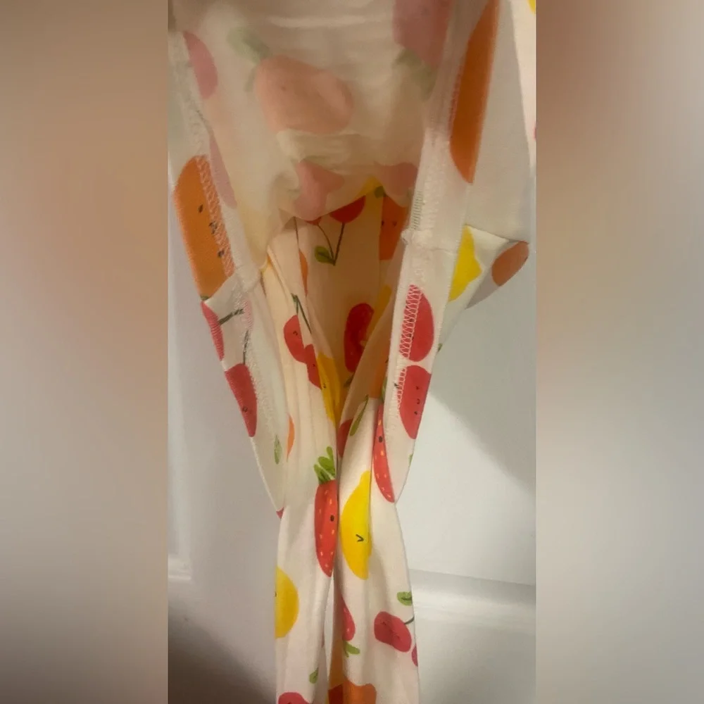 NWT Old Navy Girls Fruit Print 2-PiecePajama Set Size 5T Strawberry Lemon Cherry